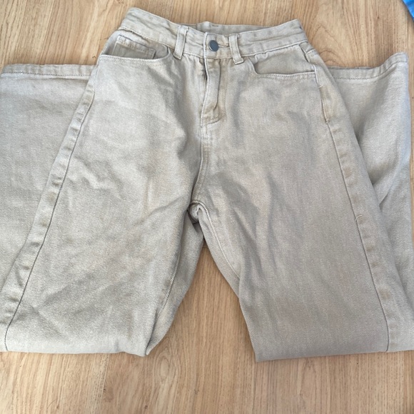 woman’s jeans - Picture 1 of 2